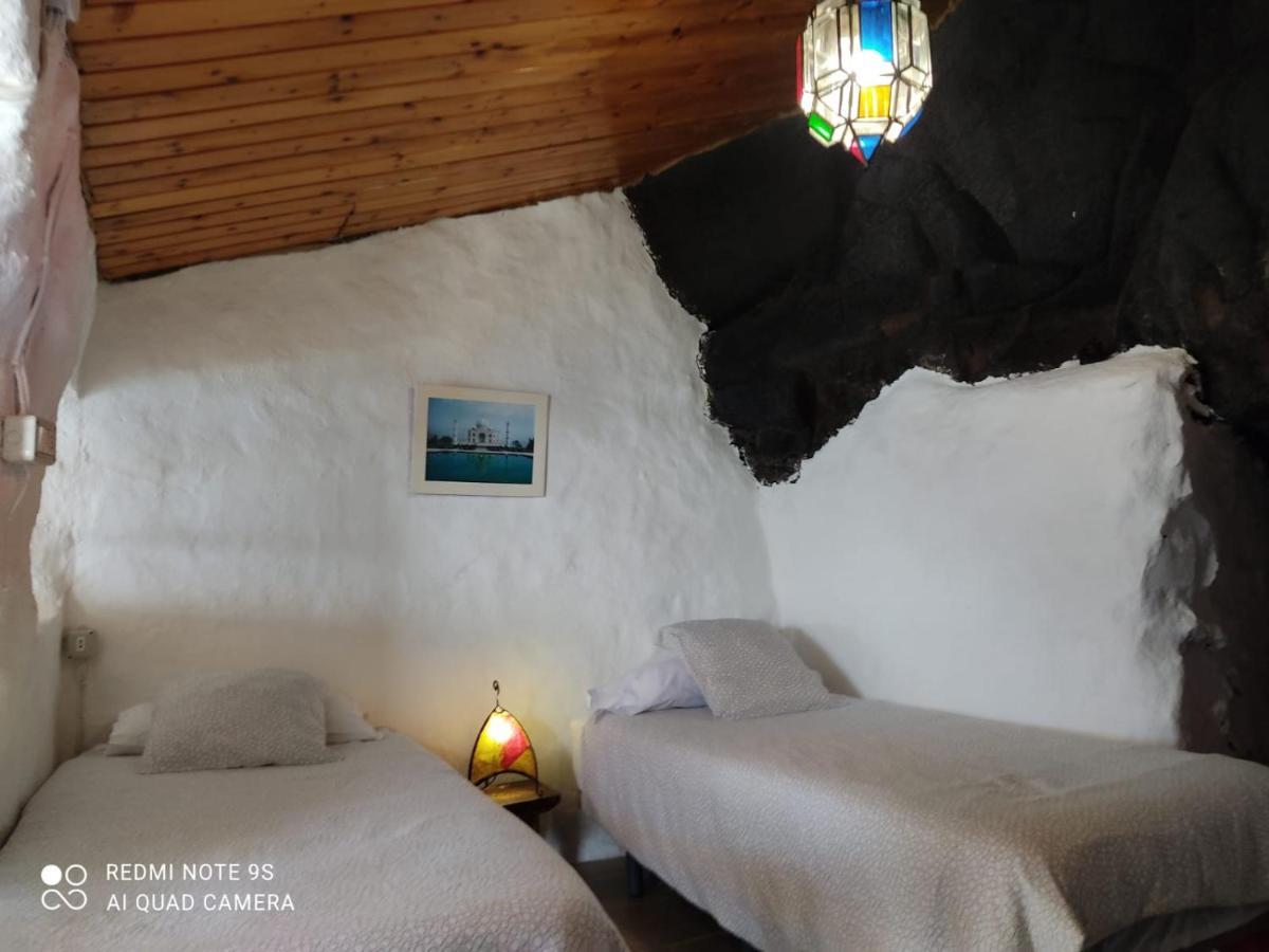 Pozo de las Calcosas Casa Cueva El Pozo Las Calcosas מראה חיצוני תמונה