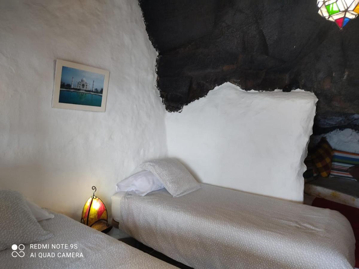 Pozo de las Calcosas Casa Cueva El Pozo Las Calcosas מראה חיצוני תמונה